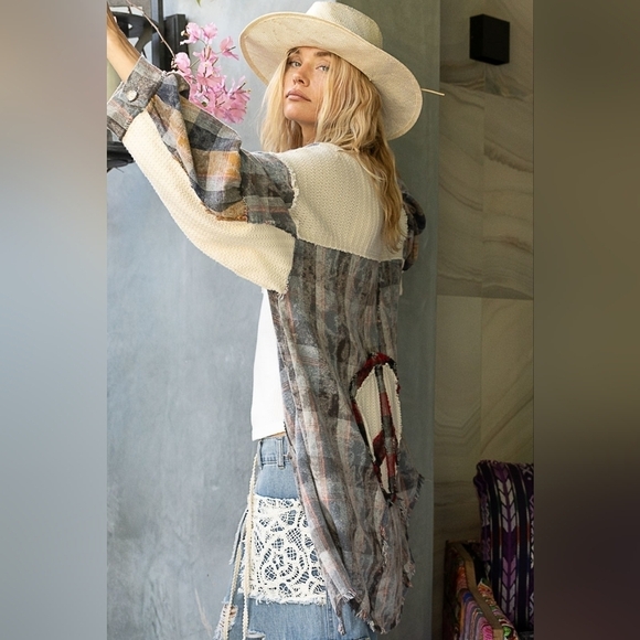 NWT POL Peace Plaid Patchwork Oversize Button down Bohemian Shirt Shacket - Picture 3 of 10